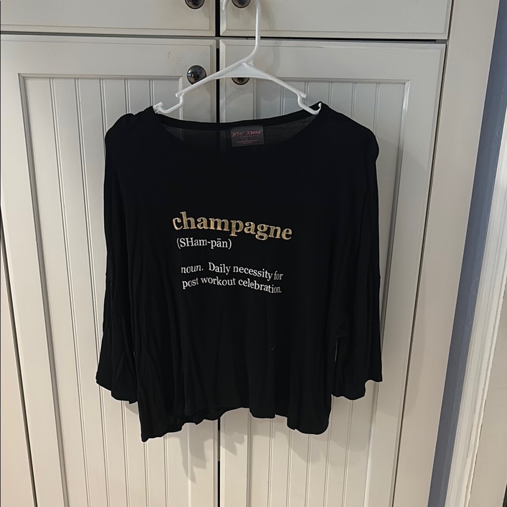 Betsey Johnson Black Relaxed Long Sleeve Tee